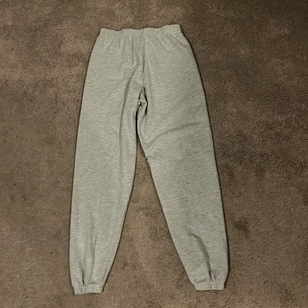 Grey sweatpants - Picture 5 of 5